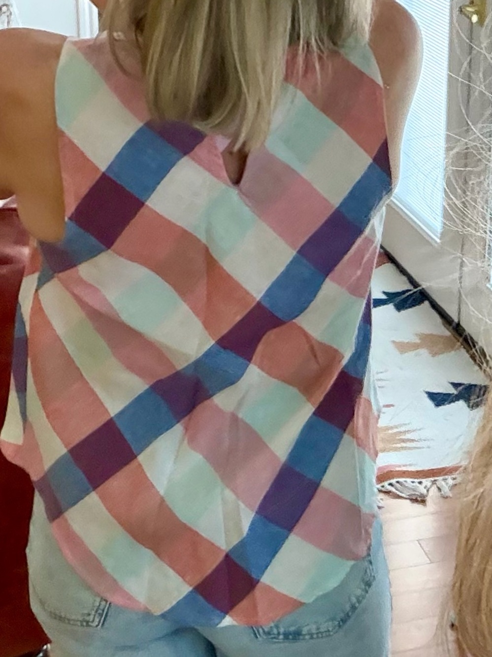 Cotton/Linen Sleeveless Top - Picture 2 of 5